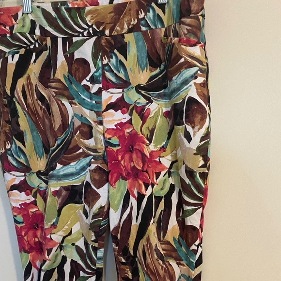 Tropical Cropped Chicos Pants 1 Petite - Picture 1 of 7